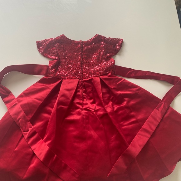 Girls formal dress size 5 - Picture 4 of 5